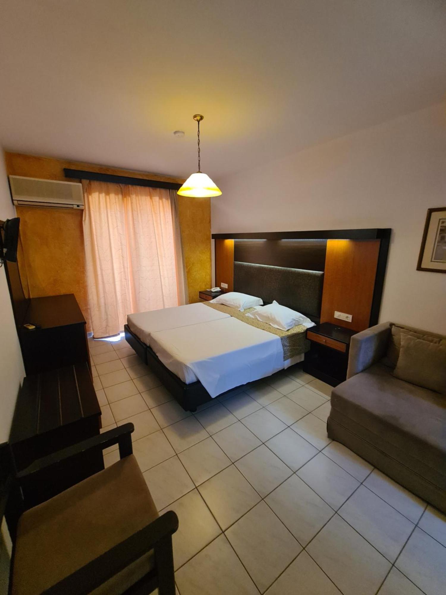Corali Hotel Tigaki Екстериор снимка