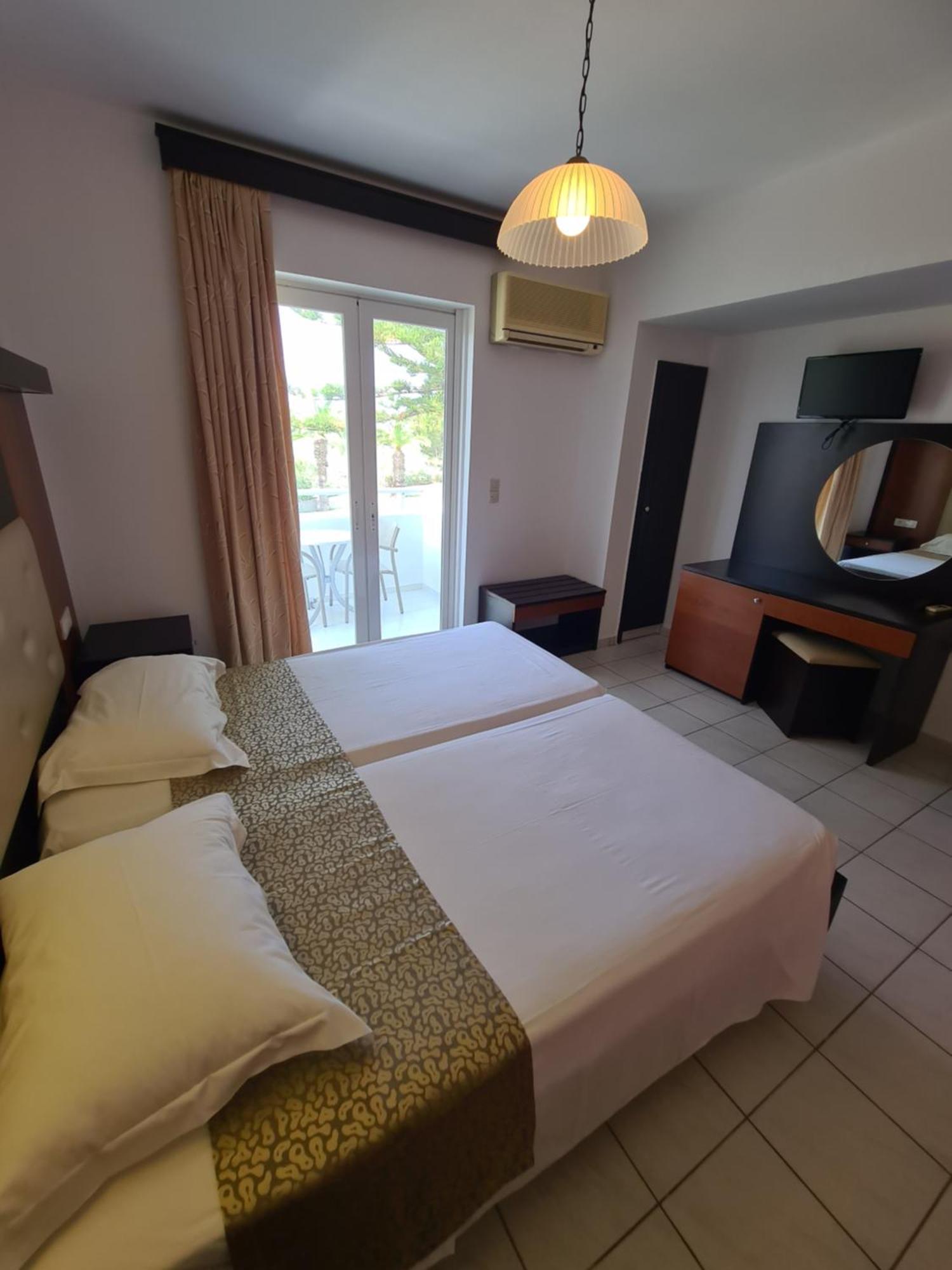 Corali Hotel Tigaki Екстериор снимка